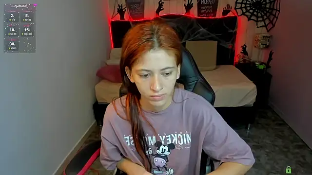 julieth love  online show from 28, 10, 2025