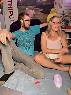 TrenaAnne online show from 11, 4, 2026