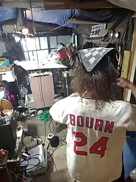 cdressupdiva online show from 9, 3, 2025