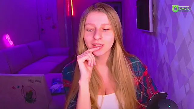 Snapshot of AmaliaQueen chatting on 9, 12, 2024 AmaliaQueen online show from 9, 12, 2024