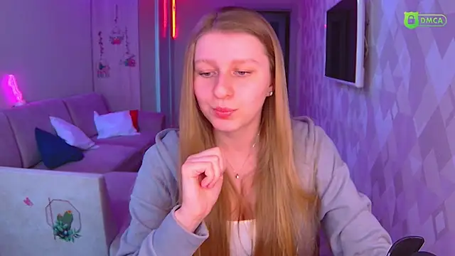 Snapshot of AmaliaQueen chatting on 22, 3, 2025 AmaliaQueen online show from 22, 3, 2025