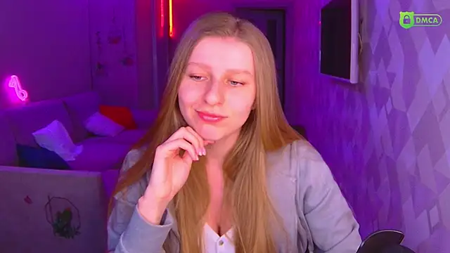 Snapshot of AmaliaQueen chatting on 3, 3, 2025 AmaliaQueen online show from 3, 3, 2025