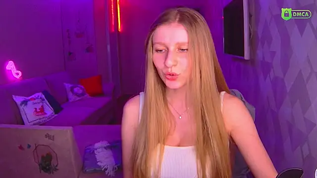 Snapshot of AmaliaQueen chatting on 12, 1, 2025 AmaliaQueen online show from 12, 1, 2025