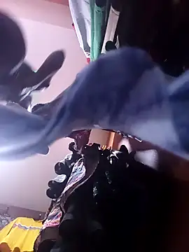 The-Peach-Flexer online show from 11, 11, 2025