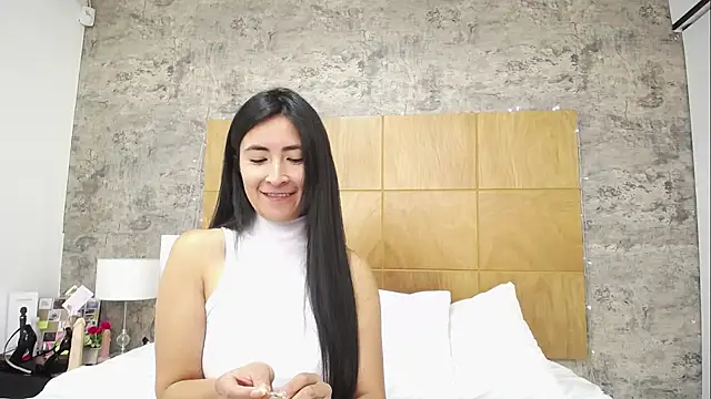 JainaRogers online show from 30, 9, 2025