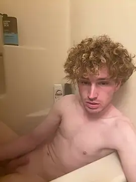 Snapshot of CreamyAustin chatting on 29, 3, 2026 CreamyAustin online show from 29, 3, 2026