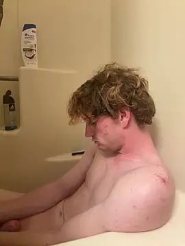 Snapshot of CreamyAustin chatting on 25, 3, 2026 CreamyAustin online show from 25, 3, 2026