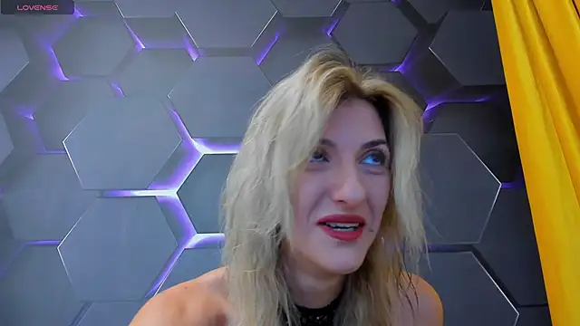 RileyLanna online show from 22, 9, 2025