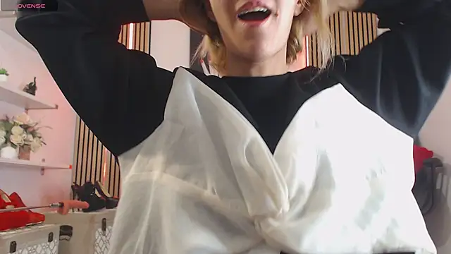 RileyLanna online show from 9, 11, 2025