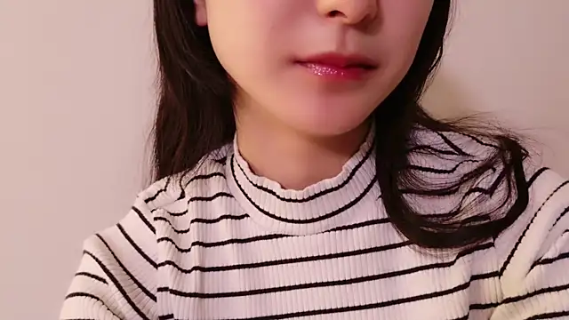 Snapshot of POCARI_SWEAT chatting on 1, 2, 2025 POCARI SWEAT online show from 1, 2, 2025