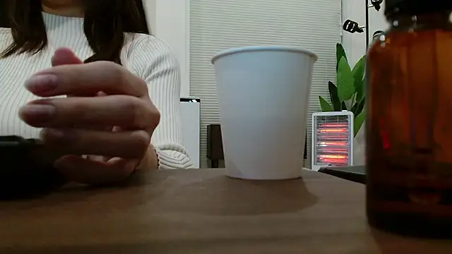 POCARI SWEAT online show from 4, 4, 2026