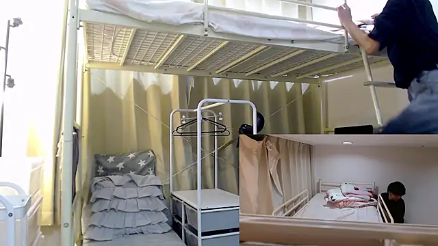 Snapshot of POCARI_SWEAT chatting on 2, 12, 2024 POCARI SWEAT online show from 2, 12, 2024