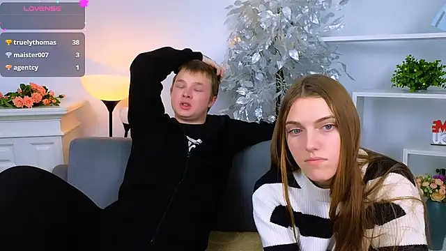 Snapshot of _Olli__Stiw_ chatting on 18, 12, 2025 Olli Stiw online show from 18, 12, 2025