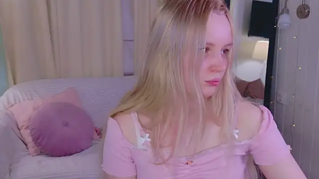 Beatrica Klein online show from 24, 4, 2026