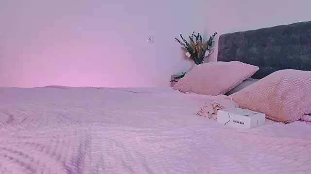 Beatrica Klein online show from 20, 4, 2026