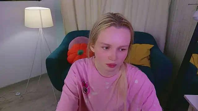 Beatrica Klein online show from 16, 6, 2026