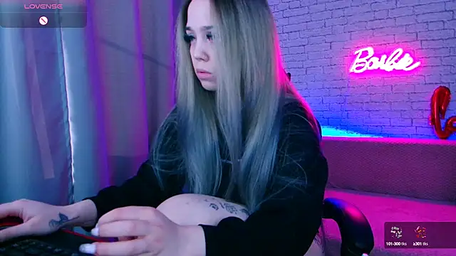 Snapshot of -Stacyy- chatting on 19, 2, 2025 -Stacyy- online show from 19, 2, 2025