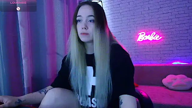 Snapshot of -Stacyy- chatting on 19, 9, 2025 -Stacyy- online show from 19, 9, 2025