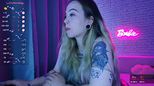 Snapshot of -Stacyy- chatting on 9, 10, 2025 -Stacyy- online show from 9, 10, 2025