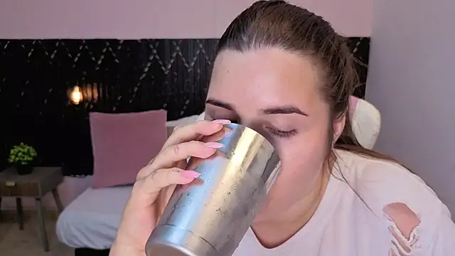 Aabby lee online show from 13, 4, 2026