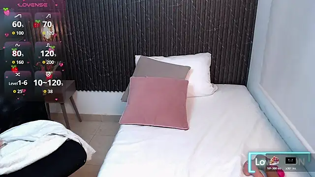 Aabby lee online show from 4, 11, 2025