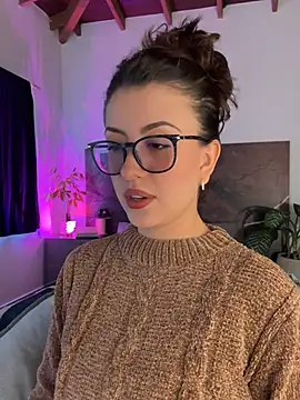 EmaSaenz online show from 17, 2, 2025