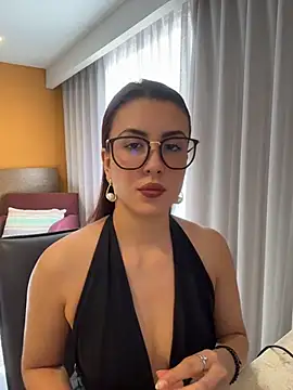 EmaSaenz online show from 28, 5, 2026