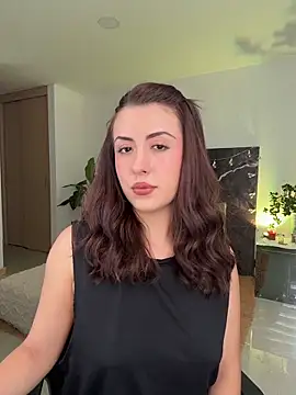 Snapshot of EmaSaenz chatting on 10, 2, 2026 EmaSaenz online show from 10, 2, 2026