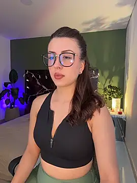 EmaSaenz online show from 12, 3, 2026