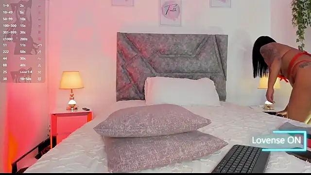 emilycat 777 online show from 14, 11, 2025