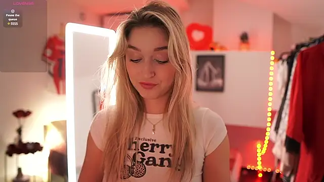 Alexis   Texas online show from 28, 2, 2025