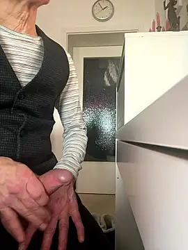 Frank22xx online show from 12, 1, 2026