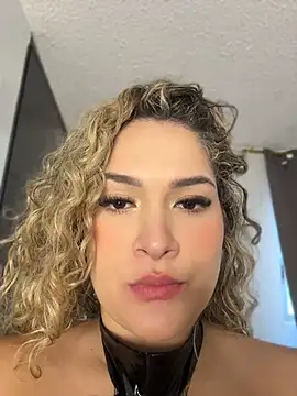 Snapshot of Sara_smiiith211 chatting on 12, 7, 2026 Sara smiiith211 online show from 12, 7, 2026