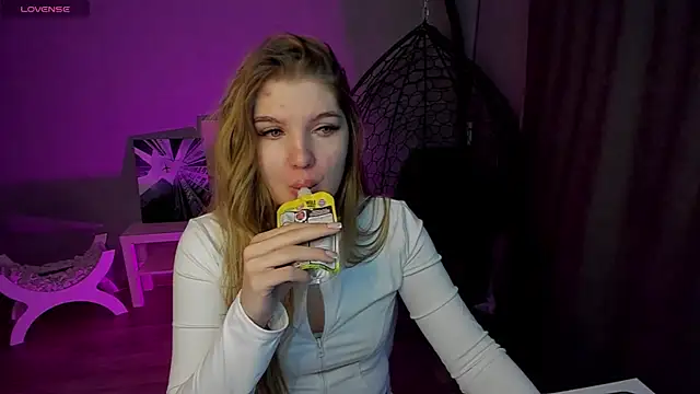 Snapshot of lily_williamss chatting on 27, 2, 2026 lily williamss online show from 27, 2, 2026