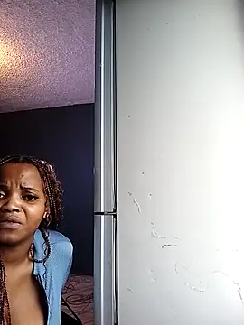 Xoli 11 online show from 31, 10, 2025