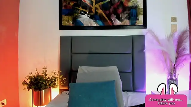 Emilywatsonn online show from 2, 4, 2026