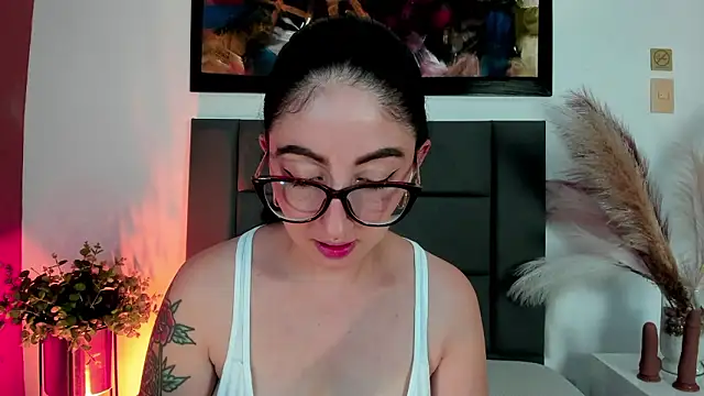 Emilywatsonn online show from 14, 3, 2026