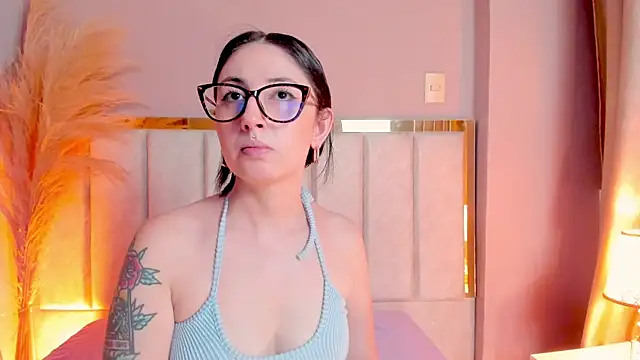 Emilywatsonn online show from 18, 7, 2026