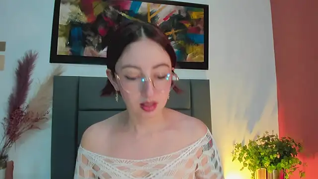 Emilywatsonn online show from 14, 3, 2025