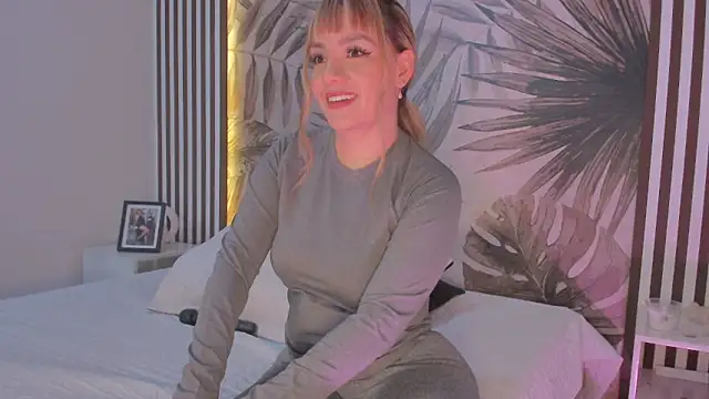 Samaantha-White online show from 14, 10, 2025