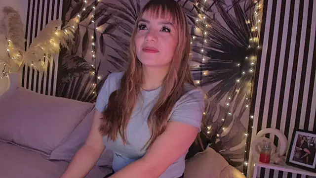 Samaantha-White online show from 14, 12, 2025