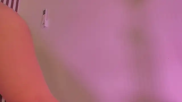 Samaantha-White online show from 23, 11, 2025