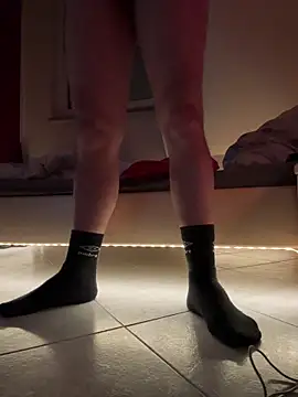 Bennyben8604 online show from 6, 12, 2024