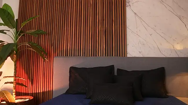 Amelia Rouse online show from 29, 10, 2025