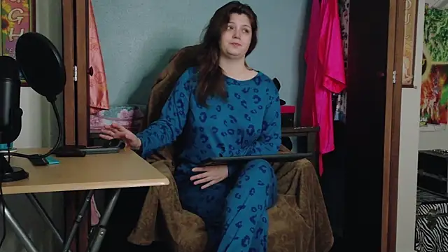 TreeJeanne online show from 19, 9, 2025