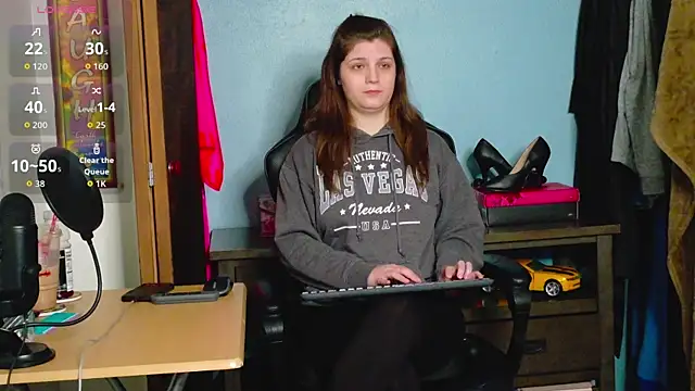 TreeJeanne online show from 9, 11, 2025