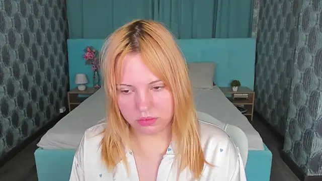 Stacy Luv online show from 27, 9, 2025