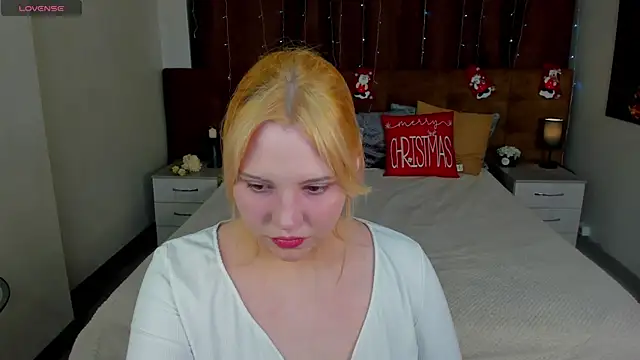 Stacy Luv online show from 15, 12, 2025