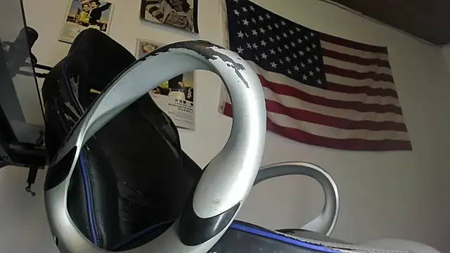 charlie hotxxx online show from 2, 4, 2026