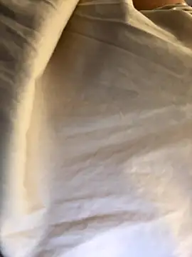 Snapshot of babyyboomm chatting on 21, 10, 2025 babyyboomm online show from 21, 10, 2025